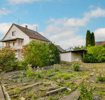 2-Familienhaus mit großem Garten, 3 Garagen und Potenzial in ruhiger Lage! - Birkenfeld Gräfenhausen