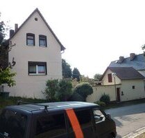 - Kleines Einfamilienhaus mit Nebengebäuden - - Weißenfels Burgwerben