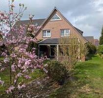 geräumige Erdgeschosswohnung mit Sonnenterrasse und Garten - Wiefelstede-Gristede