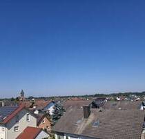 Gemütliche 3,5-Zimmer-Wohnung über den Dächern von Ötigheim (mit Aufzug und Tiefgaragenstellplatz)