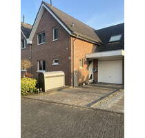 Provisionsfrei, Doppelhaushälfte mit Garage in 41812 Erkelenz-Lövenich - Erkelenz Lövenich