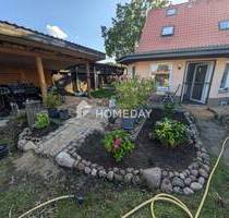 Familienfreundliche Doppelhaushälfte mit 3 Zimmern, Garage, Keller und großem Garten - Oberkrämer Eichstädt
