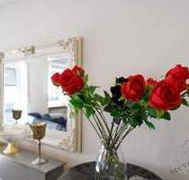 Ein besonderes Refugium: optimal für eine größere Familie - 4 Schlafzimmer & ein riesiges Wohn-Esszimmer. - Lauingen (Donau)