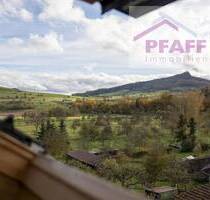 Zuhause ankommen in Welschingen - 6 Zi.-DG-Wohnung, das Haus im Haus mit Platz für die Familie - Engen / Welschingen