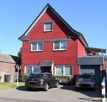 Energetisch saniertes Zweifamilienhaus wartet auf neuen Eigentümer - Mehrgenerationenwohnen möglich! - Lägerdorf