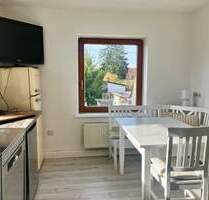 Von Privat: Bezugsfreie helle ruhige 4 ZKB Garage Vorgarten - Landshut Wolfgang