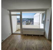1 Zimmer Balkon, EBK, Vollbad 38m² in Quickborn 7.OG