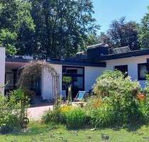 Haus am See. - 695.000,00 EUR Kaufpreis, ca.  245,00 m² Wohnfläche in Hambergen (PLZ: 27729)