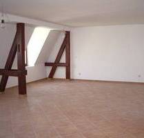 3- Raum-Dachgeschosswohnung mit Fahrstuhl und Stellplatz! - Görlitz Innenstadt