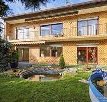 8 Zimmer-6 Schlafzimmer-Großes Familienhaus sucht neue Eigentümer - Höchstädt