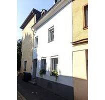 ***EFH Heiligkreuz *** kompakt *** perfekt geräumig *** schick *** ruhige Lage*** *** Einfamilienhaus *** Wochenendehaus *** Nahe Luxemburg*** Pendle - Trier Alt-Heiligkreuz 1