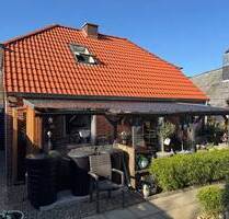 Frisch modernisiert - charmantes Einfamilienhaus mit idyllischem Flair im Herzen des Ortes! - Burg (Dithmarschen)