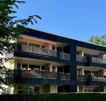 Großzügige 2-Zimmer-Eigentumswohnung bezugsfrei kaufen in Berlin-Lankwitz, 84 m², Sonnen-Loggia, Kamin