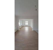 WohnenArbeiten in DG Wohntraum, idyllische Grünlage, guter Anschluss - Sonnenschein inklusive - Berlin Borsigwalde