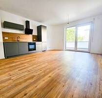 ERSTBEZUG: 2-Zimmer-Neubauwohnung mit Balkon, hochwertiger Einbauküche und Tageslichtbad - Frankfurt am Main Sindlingen