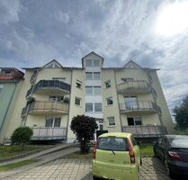 Freistehende 2- Zimmer Wohnung mit Balkon und KFZ- Stellplatz in Graupa - Pirna
