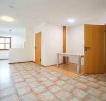 Sofort wohlfühlen: Freie 3-Zi.-Wohnung mit Stellplatz - Sontheim a.d. Brenz