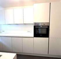 Frisch renovierte 3-Zimmer-Wohnung im Erdgeschoss eines Vierfamilienhauses – mit Einbauküche und PKW-Stellplatz - Trier Trier-Süd