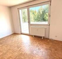 Top 3 Zimmerwohnung mit Balkon, Gästetoilette und grossen Balkon - Essen Freisenbruch