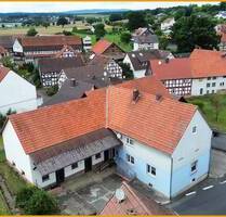 GERÄUMIGKEIT UND KURZE WEGE! KEINE KÄUFERPROVISION! - Schwalmstadt / Niedergrenzebach