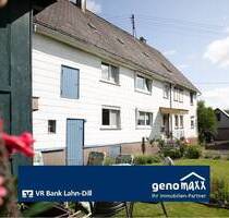 Burbach-Holzhausen: Einfamilienhaus mit großem sonnigen Garten - Burbach / Holzhausen