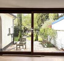 Hilden: Ein Haus für uns! Frisch renoviert und mit großem Garten!