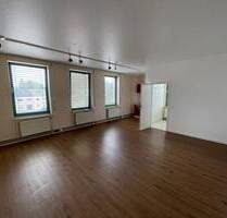 Großzügig geschnittene 1-Zimmer-Wohnung - direkt vom Eigentümer! [HMR-O57E07] - Wiesbaden