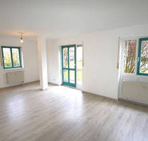 Ideal als erste eigene Wohnung oder als Zweitwohnung: Apartment mit Terrasse, EBK und Stellplatz in Dörfles - Dörfles-Esbach