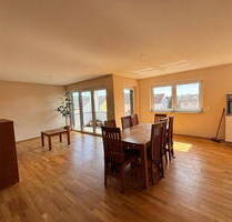 Barrierearme 3,5 Zimmer-Wohnung (104 m2) mit Loggia & Aufzug - Elsenfeld