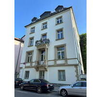 Nordend Ost - Jugendstilaltbau: Top-sanierte 3,5 Zimmer Wohnung mit EBK & Balkon in toller Lage - Frankfurt (Main) Nordend-Ost