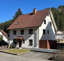 Mehrfamilien- Generationenhaus zur Eigennutzung - Schramberg-Tennenbronn