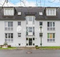 Gepflegte Wohnung mit Komfort - Grün, ruhig, mit Balkon und Tiefgarage - Bezugsfrei - Dresden Kleinzschachwitz-Süd