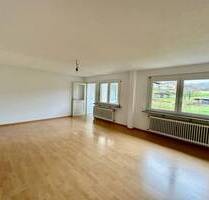 4-Zimmerwohnung in schöner Lage mit Balkon und Garage in Bahlingen - Bahlingen am Kaiserstuhl