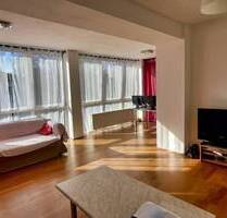 Helle 2-Zimmer Wohnung mit Wintergarten in Feldkirchen bei München