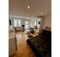 Provisionsfrei * unbewohnt * möbliert * 1-Zi-Apartment Au-Haidhausen KEIN Erbbaurecht - München - Au-Haidhausen