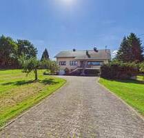 Liebevolles Haus in Ruhelage mit separatem Baugrundstück. - Ferschweiler