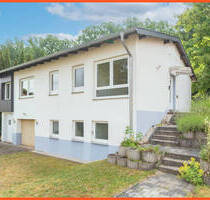 Geislautern - Freistehender Bungalow mit großem Garten und vielseitigem Raumangebot in ruhiger Wohnlage - Völklingen / Geislautern