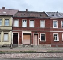 Reihenmittelhaus in guter Lage mit Potenzial - Tangermünde
