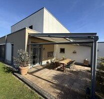 Zeitlose Eleganz! Lichtdurchflutetes Einfamilienhaus mit moderner Ausstattung - Kassel Waldau