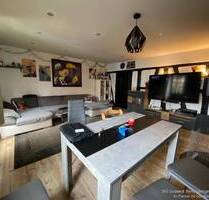 Gepflegtes Zweifamilienhaus mit großem Garten und zusätzlichem Grundstück in 75305 Neuenbürg Arnbach - Neuenbürg / Arnbach