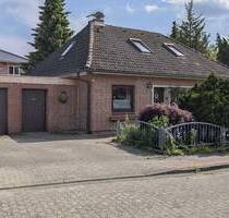 Zentrales Einfamilienhaus in Harsefeld mit Garten und Garage