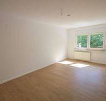 Nachnutzer gesucht! 1-Zimmerwohnung mit Balkon...perfekt für Studenten... - Halle (Saale)