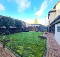 Ahlener Innenstadt, ein sehr gepflegtes, renoviertes 3-Familienhaus mit Garten.