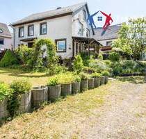 Freistehendes Einfamilienhaus in Wallscheid - besonderes Grundstück, Garten, Veranda & Terrasse