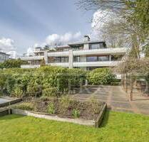 Erstbezug nach Sanierung - Penthouse mit Dachterasse und Pool - Hamburg Othmarschen
