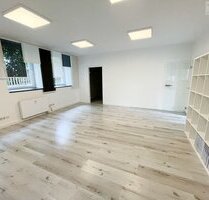 Modernes, kleines Büro auf dem Zeller Berg - Aue