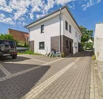 Exklusives Wohnglück auf 3 Ebenen - 5 Zimmer mit Traum-Terrasse - Bad Schwartau