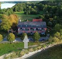 Direkter traumhafter Seeblick - exklusives Wohn- & Ferienobjekt in erster Reihe am Plauer See! - Fünfseen / Lenz Lenz-Süd