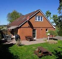 MODERNES WOHNEN MIT WEITBLICK - 390.000,00 EUR Kaufpreis, ca.  164,00 m² Wohnfläche in Dehnsen (PLZ: 21385) Soderstorf