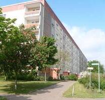 Nette Nachbarn für kleine 3-Rwg. im 5. OG mit Balkon gesucht! - Neubrandenburg Reitbahnviertel